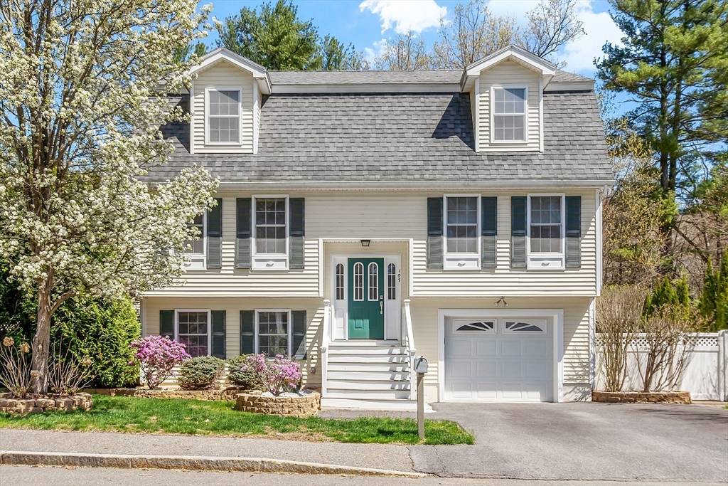 Lowell, MA 01854,107 Charant Rd