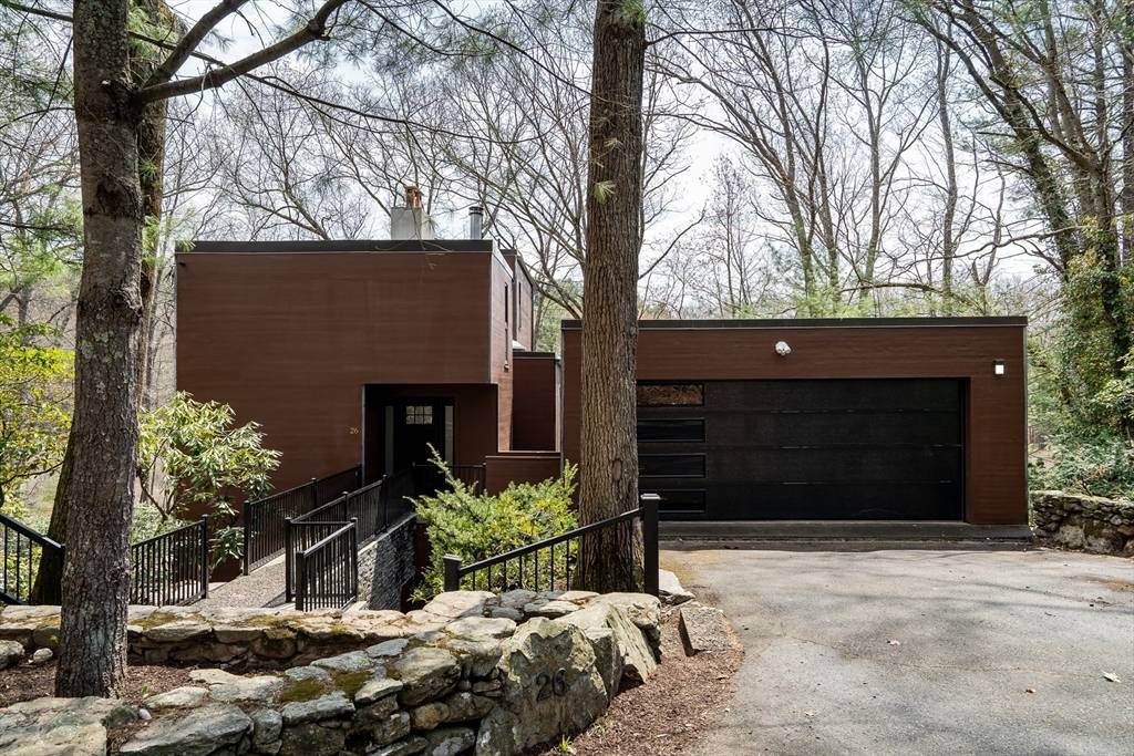 Lexington, MA 02420,26 Dewey Road