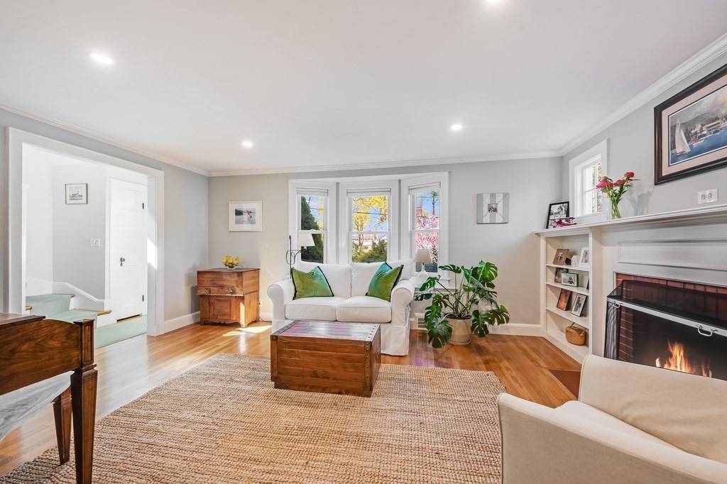 Newton, MA 02462,44 Pierrepont Rd
