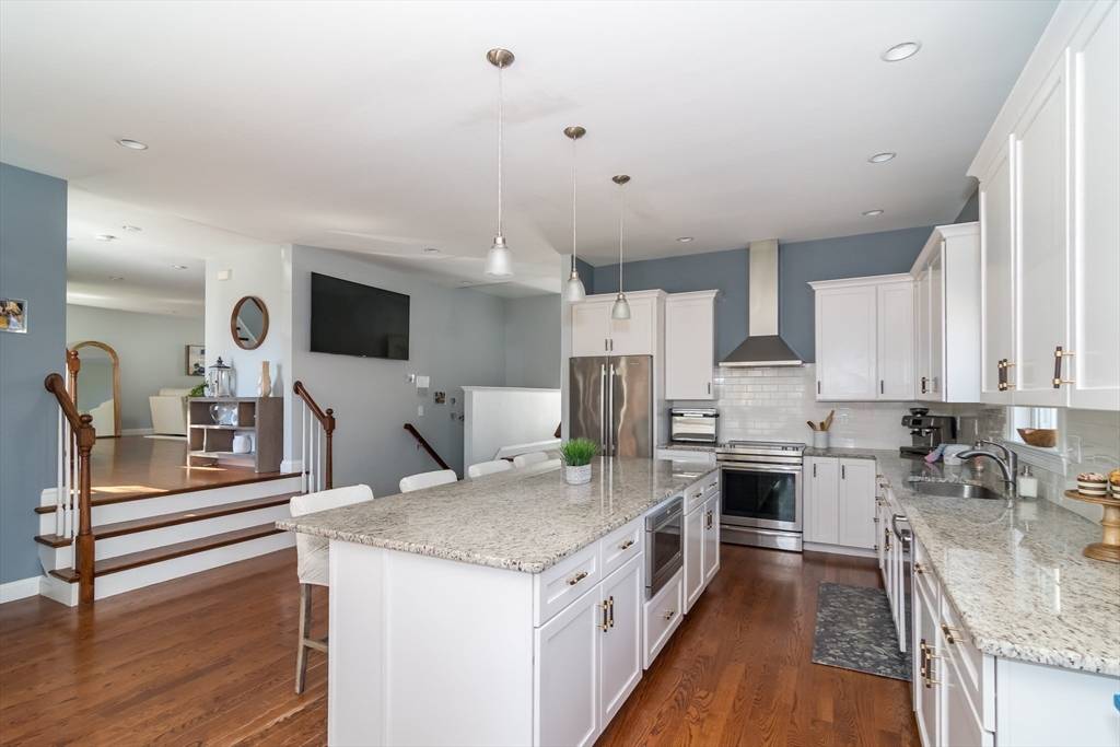 Natick, MA 01760,9 Shore Road