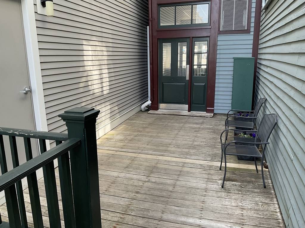 Marblehead, MA 01945,114 Washington #2