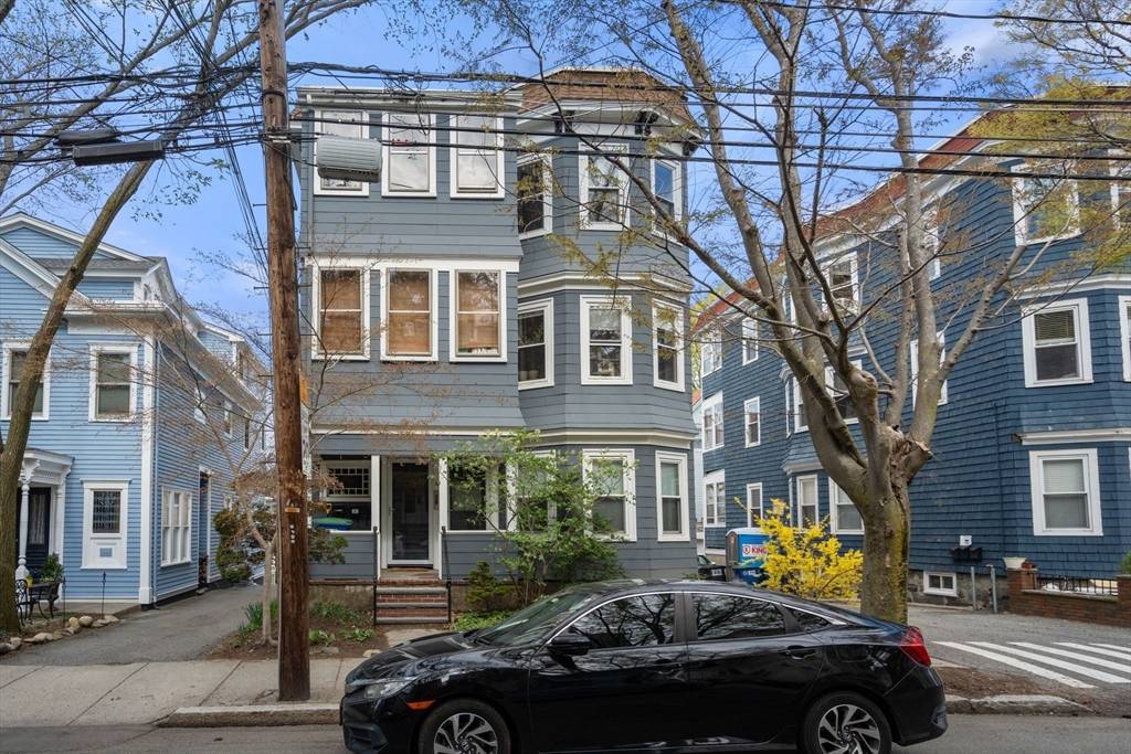 Somerville, MA 02143,46 Porter St #3