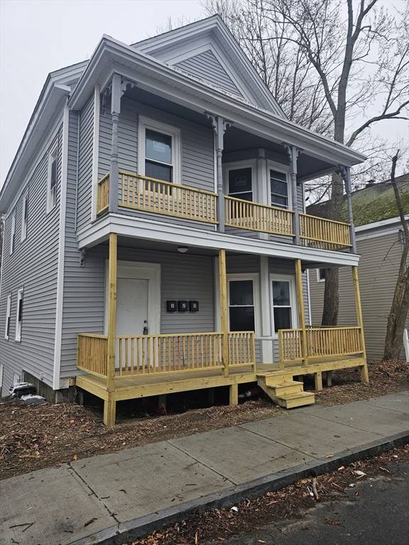 Webster, MA 01570,16 Granite St, #2