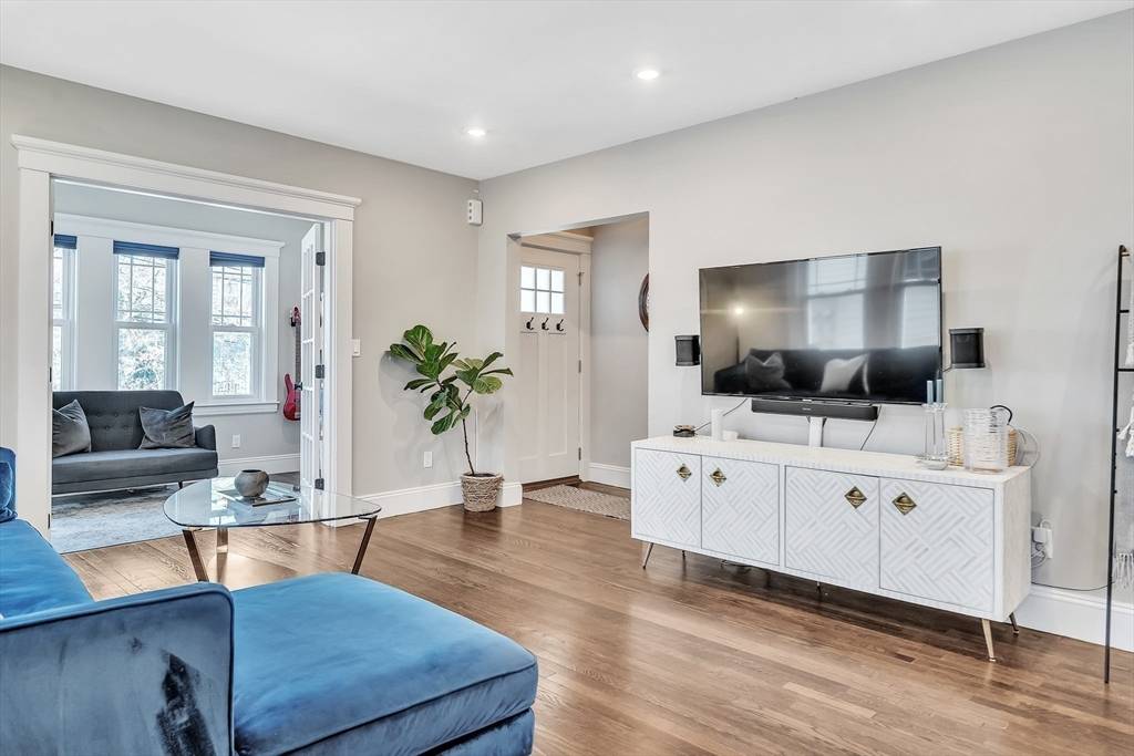 Boston, MA 02131,508 Poplar Street #1