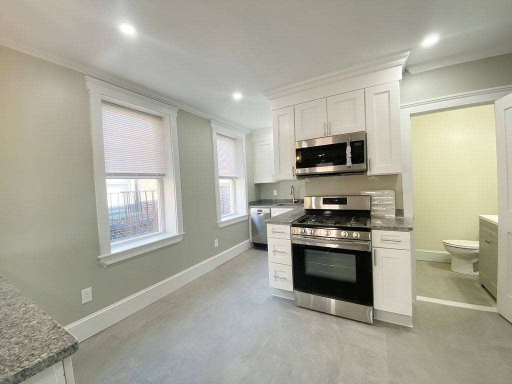 Boston, MA 02128,131 Orleans #3F