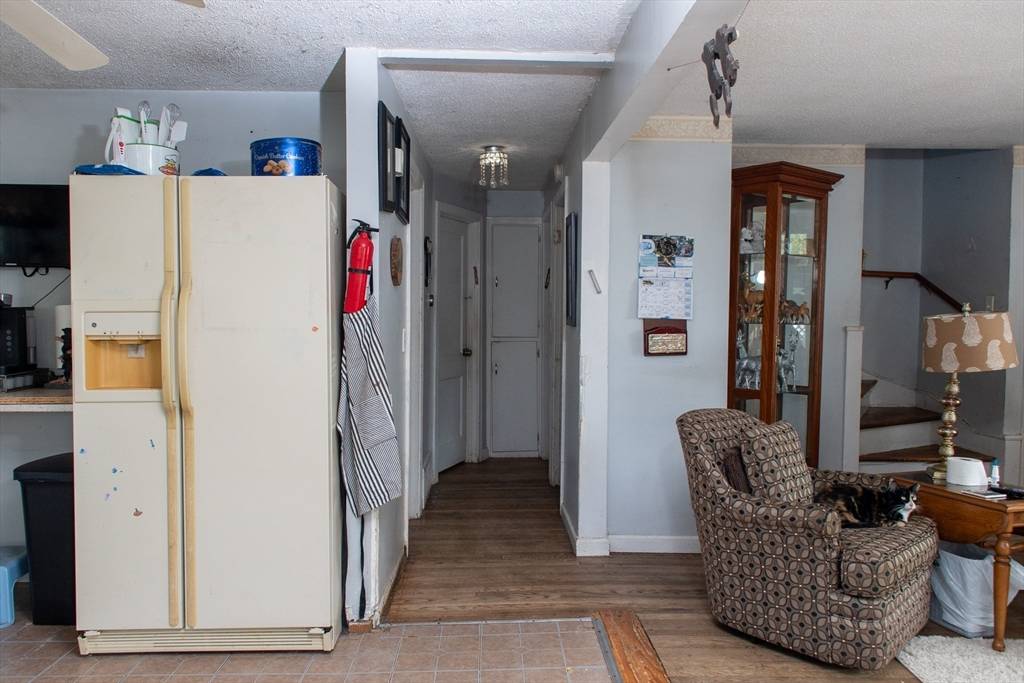 78 Massreco St Springfield, MA 01109