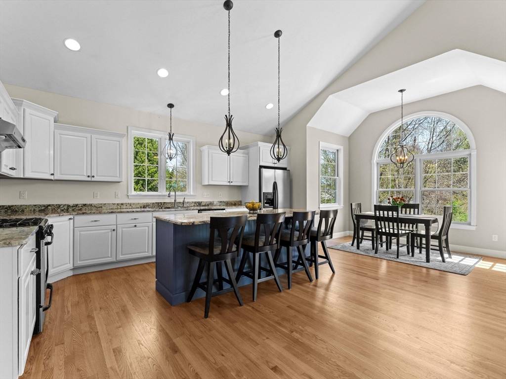 34 Magnolia Lane Grafton, MA 01536