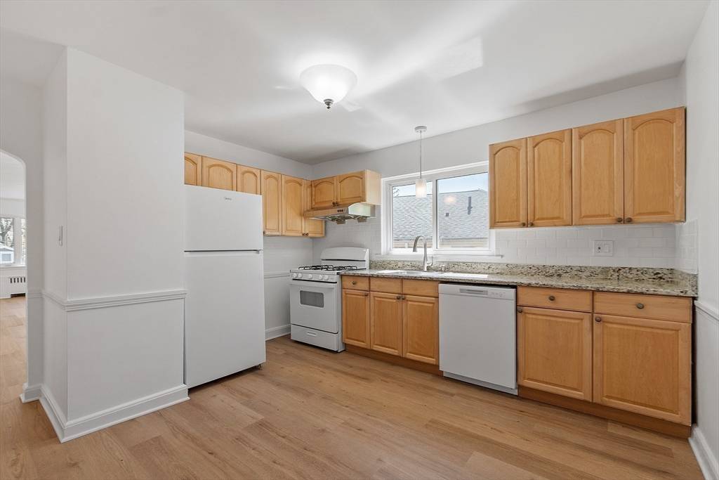 Boston, MA 02132,5 Spinney St #1