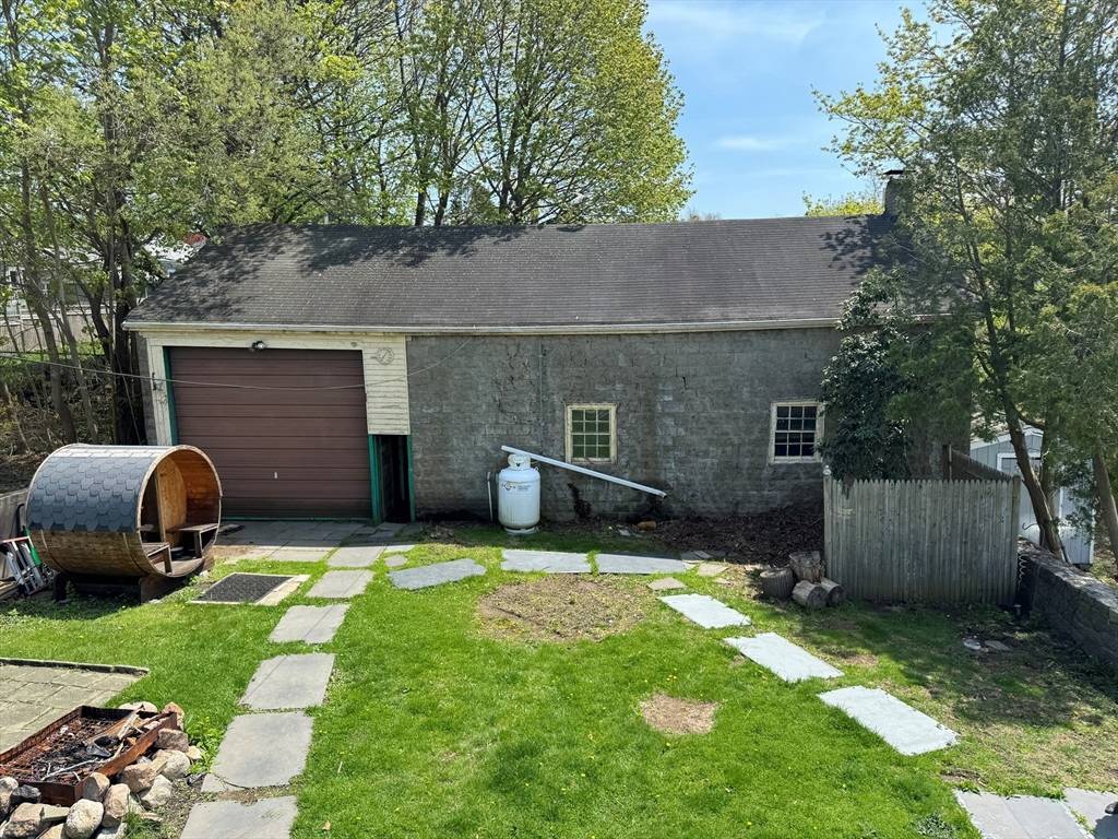 Gloucester, MA 01930,3 Gloucester Ave