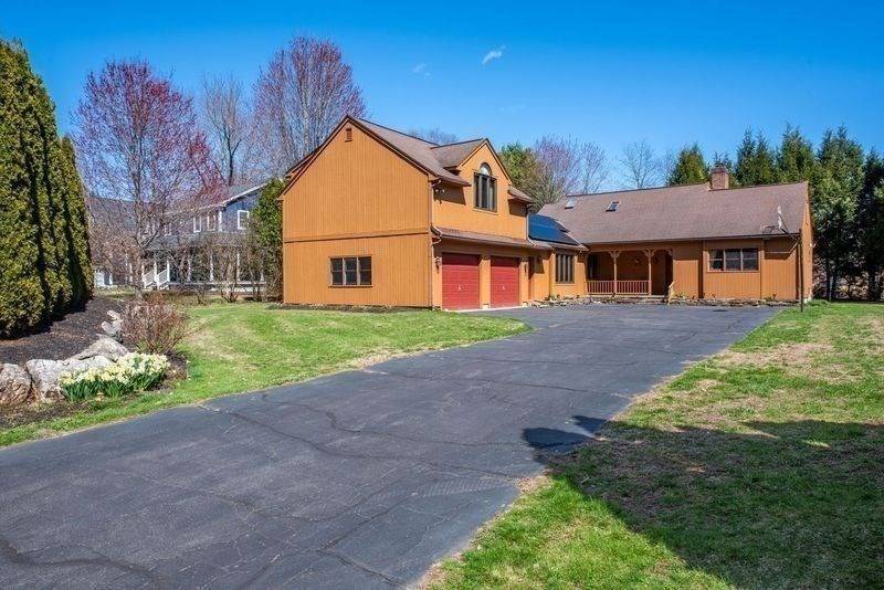 Amherst, MA 01002,17 Sacco Dr