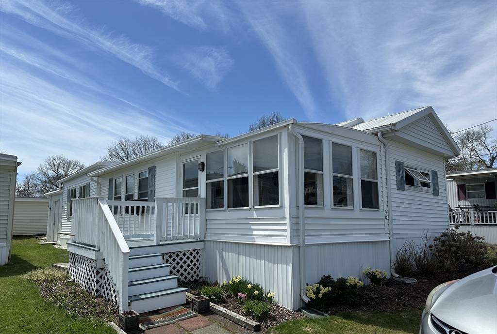 Wareham, MA 02558,50 Kins Court