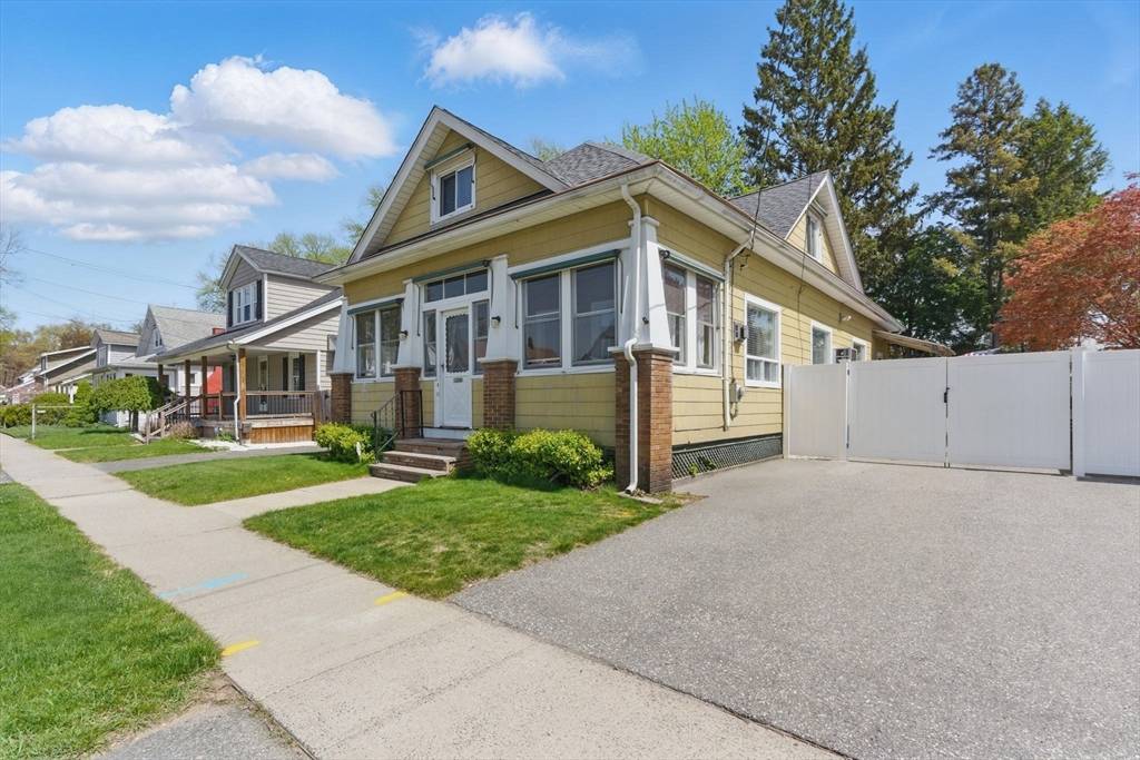 Chicopee, MA 01013,81 Northwood St