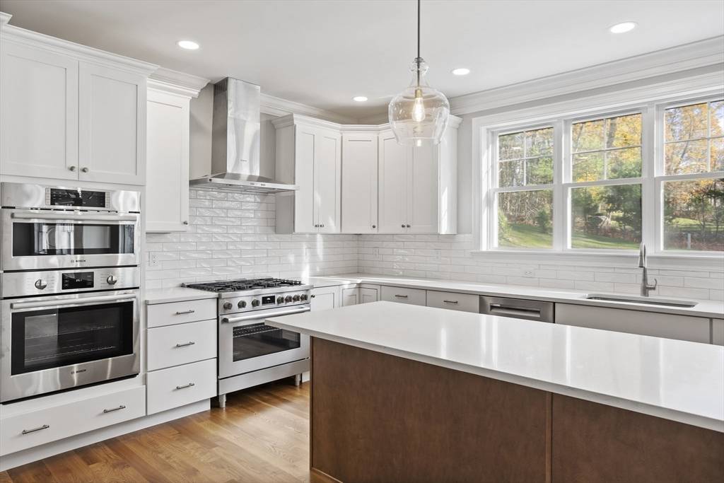 Westford, MA 01886,3 Colonel Rolls Dr