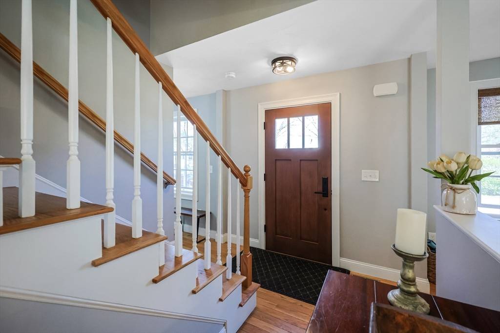 Georgetown, MA 01833,22 Mohawk Cir
