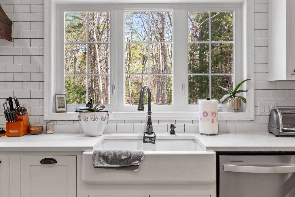 232 Sherbert Rd Ashburnham, MA 01430