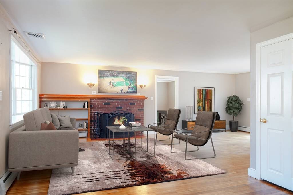 Medfield, MA 02052,46 Frairy Street