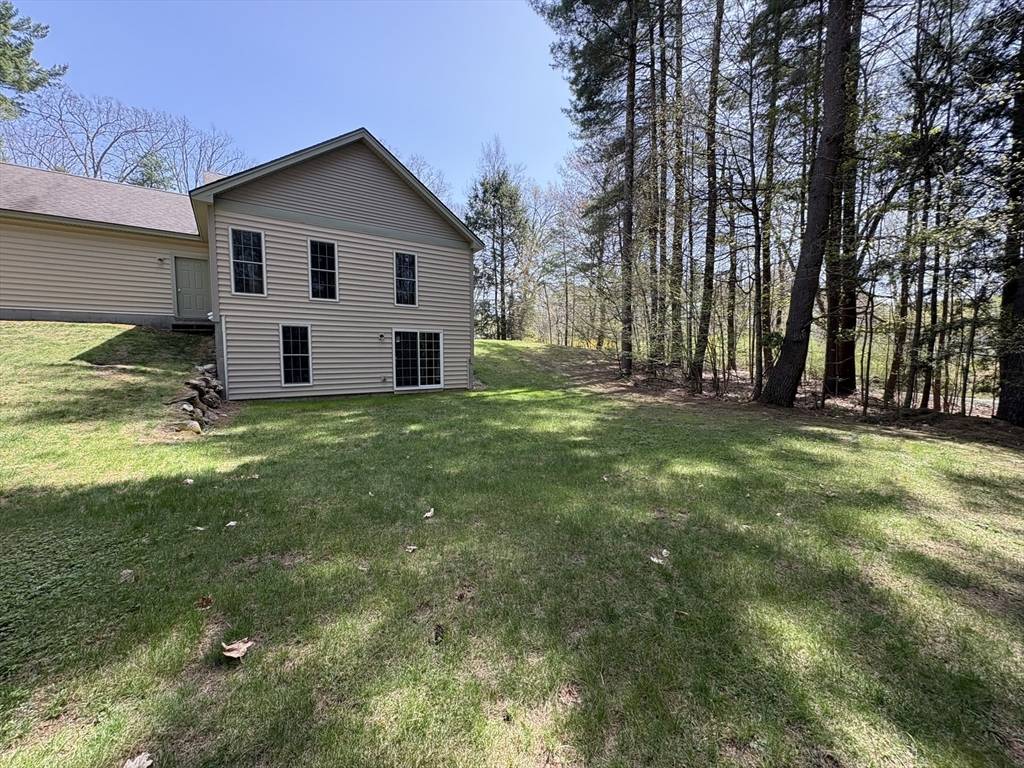 Williamsburg, MA 01039,5 Dewey Circle #A