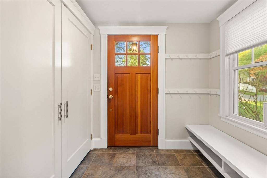 Lexington, MA 02420,62 Harding Rd #0
