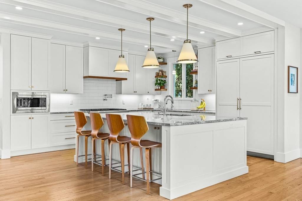 50 Smith Ave Newton, MA 02465