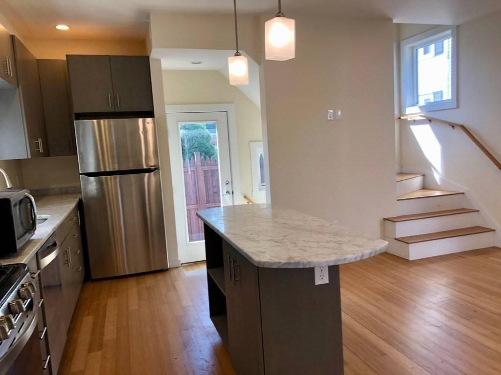 Cambridge, MA 02138,115 Charles Street #1