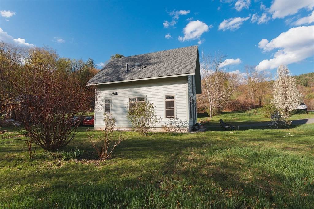 Colrain, MA 01340,6 Dunnell Dr
