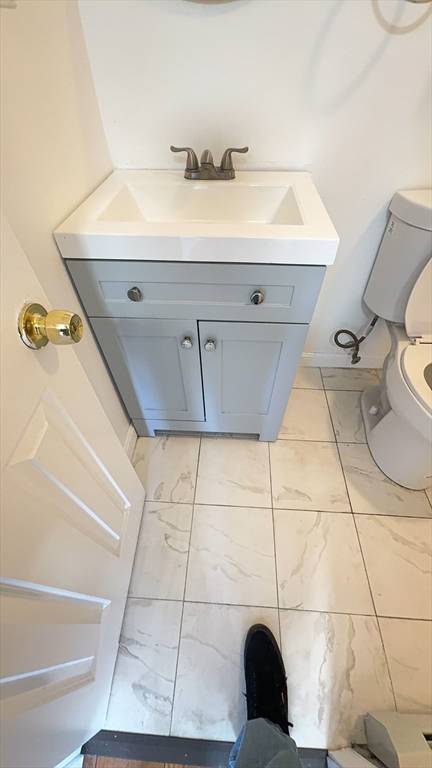 Salisbury, MA 01952,29 Central Ave #6