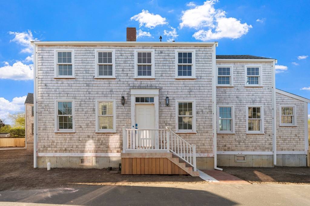 Nantucket, MA 02564,6 Mariner Way