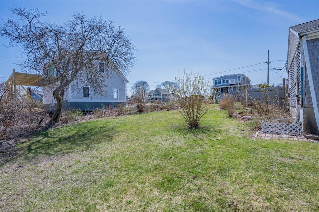Sandwich, MA 02563,49 Almy Avenue