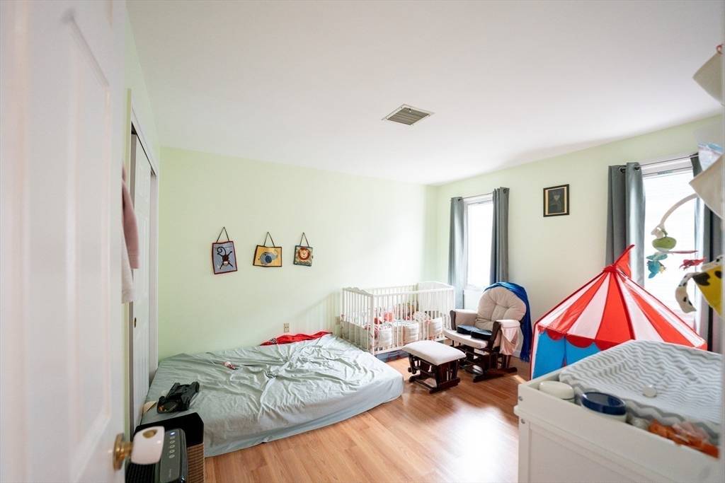 Boston, MA 02134,3D Raymond St #3D
