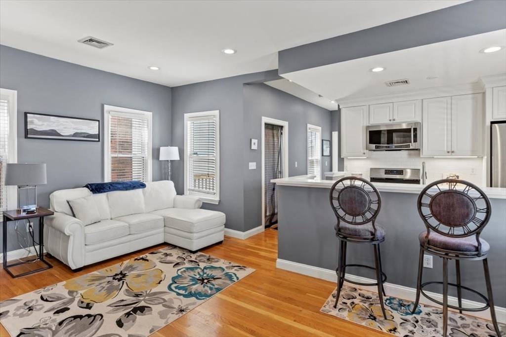 Boston, MA 02129,28 Concord  Street #3