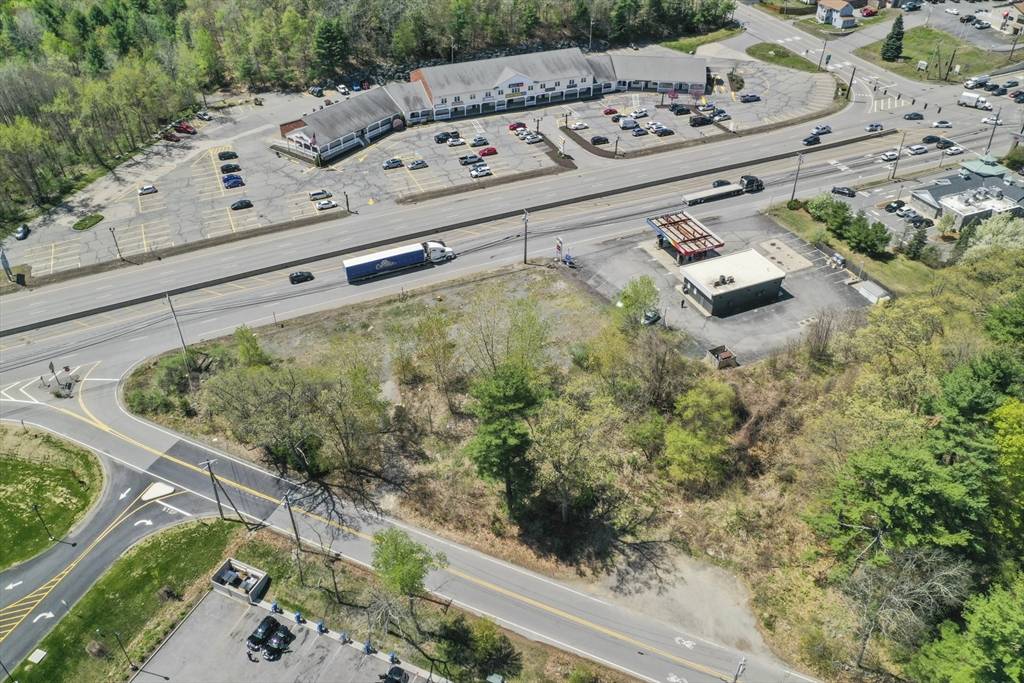 Sutton, MA 01590,12 Pleasant Valley Rd