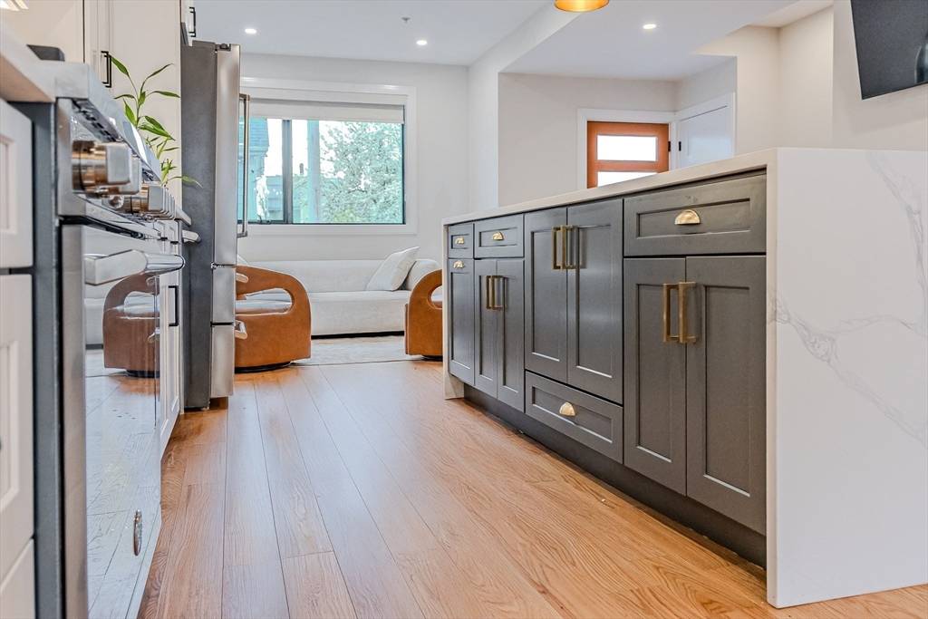 1-7 Wilcutt #5 Boston, MA 02121