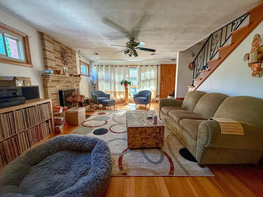 Needham, MA 02494,36 Davenport Rd