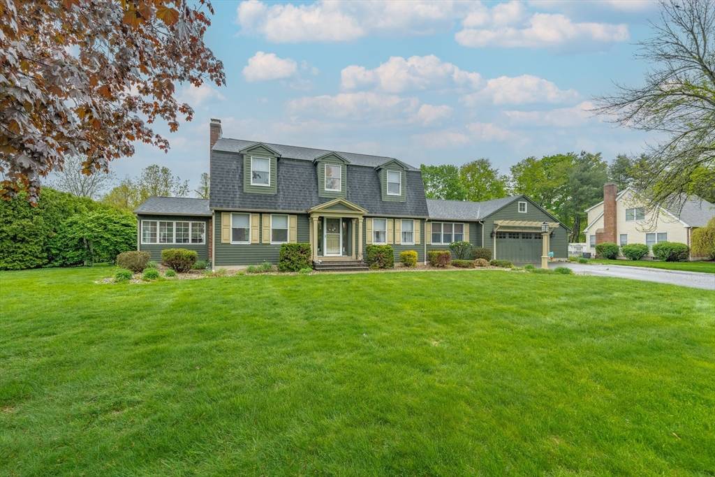 South Hadley, MA 01075,4 Pheasant Run