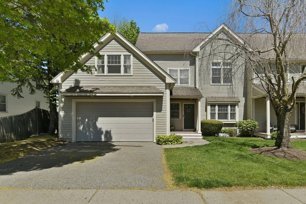 Newton, MA 02458,15 Green St #15
