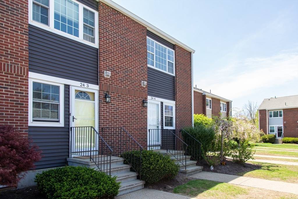 Easton, MA 02375,41 Foundry Street #24-4