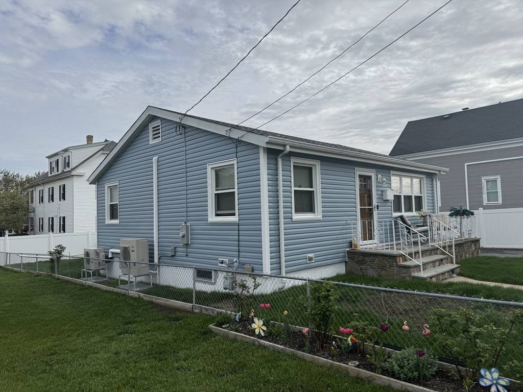 New Bedford, MA 02744,59 Norman St