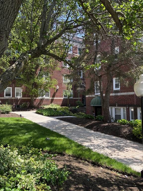 Malden, MA 02148,105 Summer Street #306