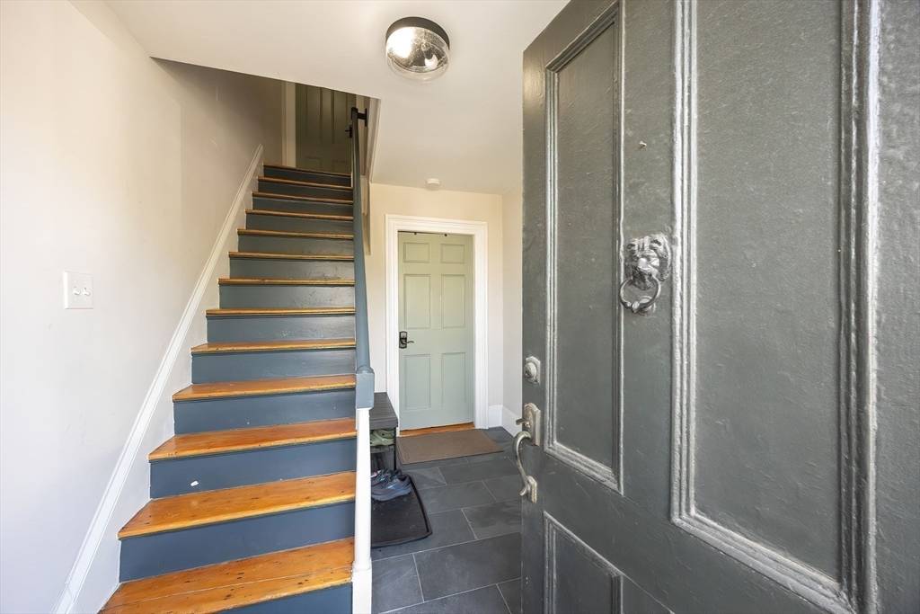 Arlington, MA 02474,1146 Massachusetts Ave #2