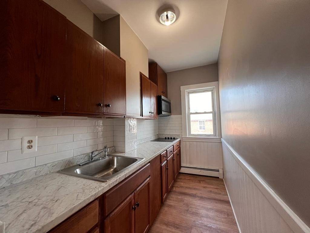 Lawrence, MA 01841,115 Allston #3