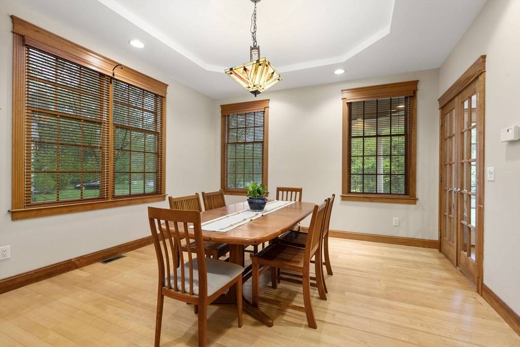 Easthampton, MA 01027,44 Carillon Cir