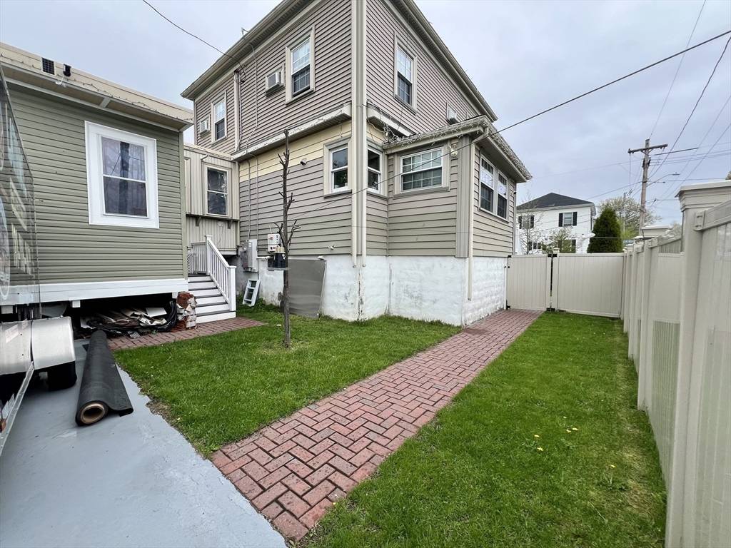Lynn, MA 01905,19 Batchelders Ct