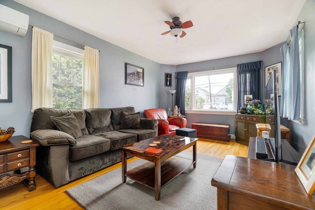 Medford, MA 02155,125 Princeton St
