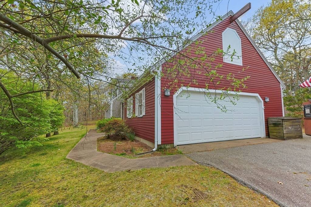 Brewster, MA 02631,1080 Harwich Rd