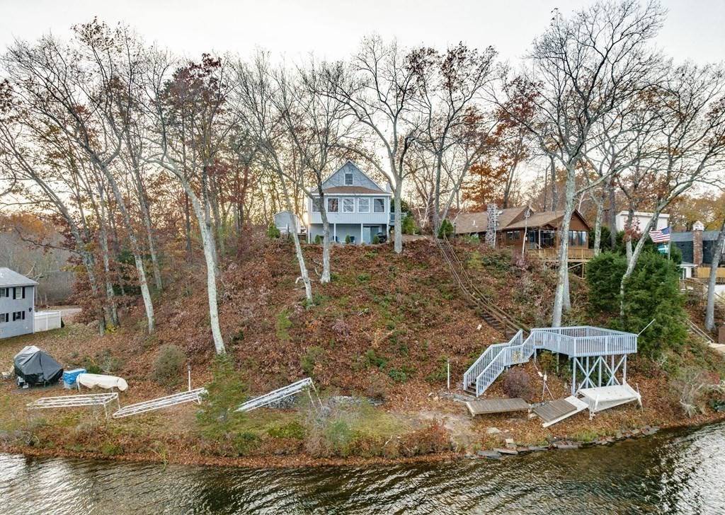 Southwick, MA 01077,24 Shore Rd