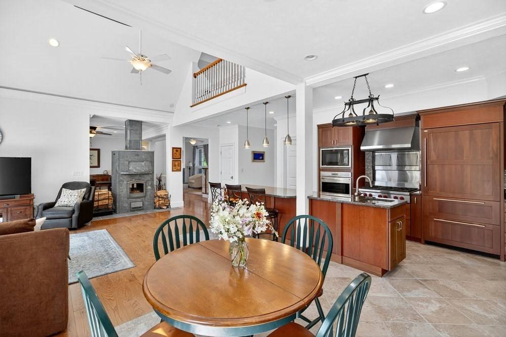 359 Santuit Rd Barnstable, MA 02635