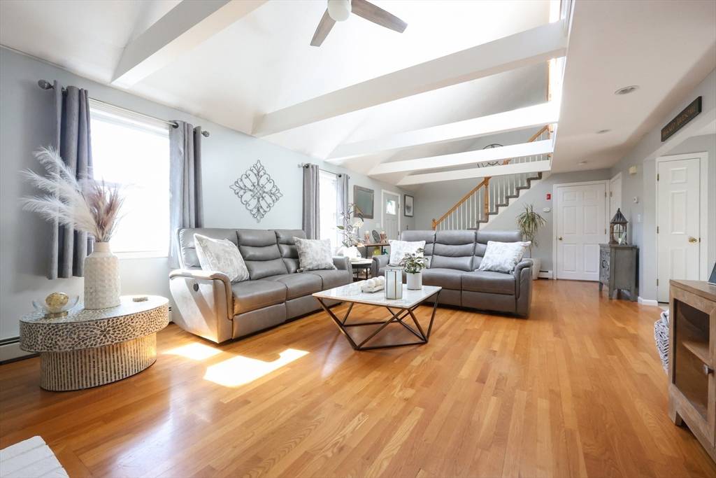 Plymouth, MA 02360,2490 State Rd