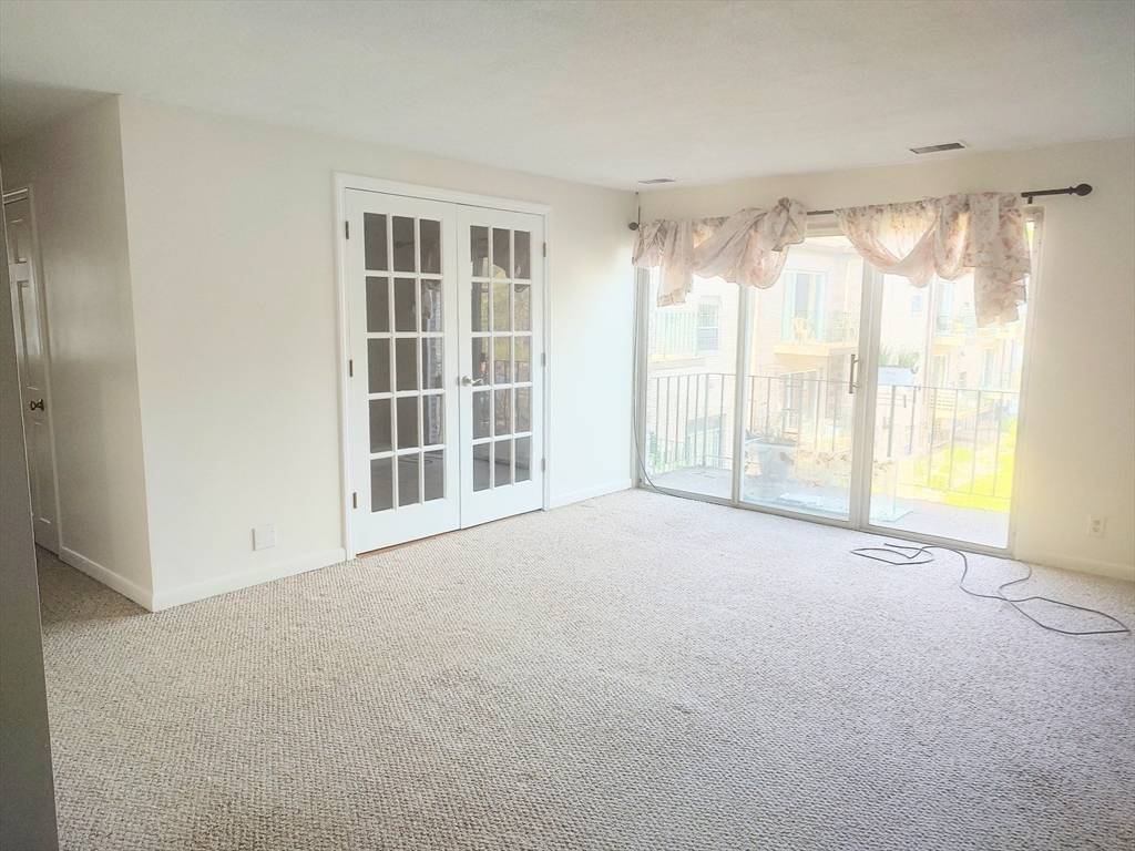 Brockton, MA 02301,100 Oak Lane #10
