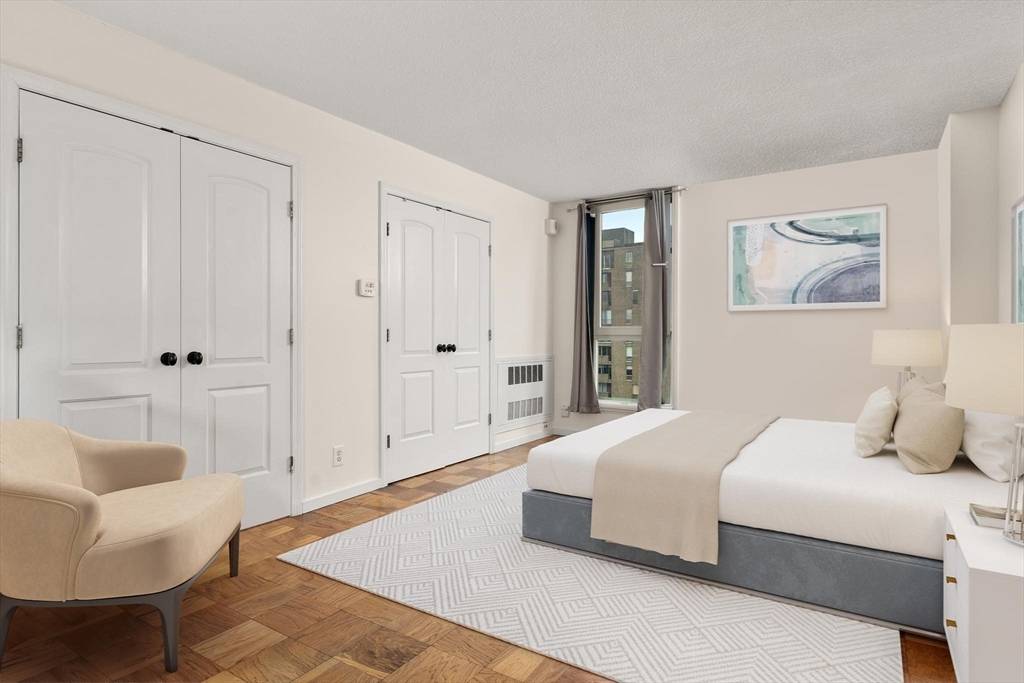 77 Pond Ave #805 Brookline, MA 02445