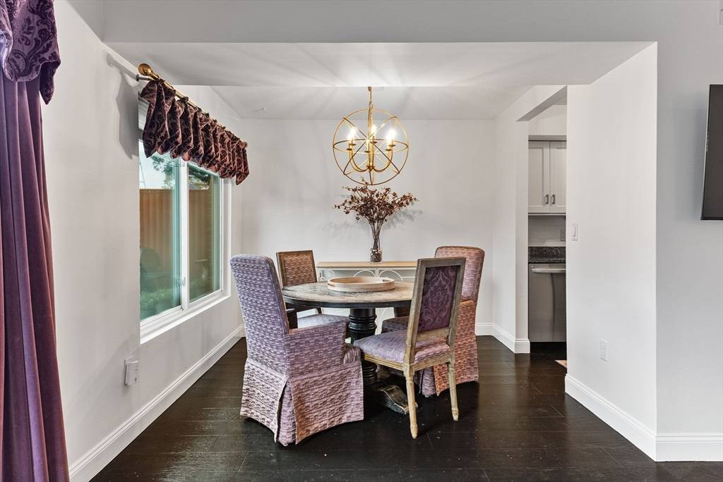 Stoughton, MA 02072,197 Greenbrook Drive #197